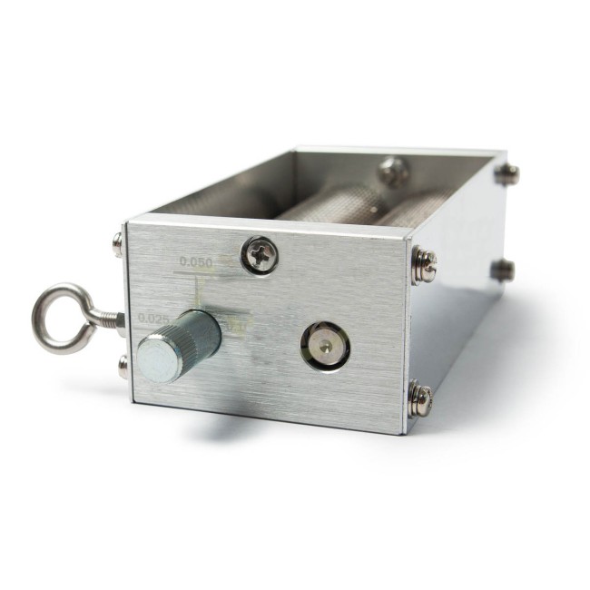 Мельница для солода двухвальцовая нерж. на подставке Мельница для солода двухвальцовая нерж. на подставке