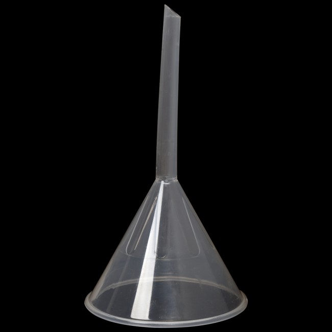 Воронка полипропиленовая d-90 мм, h-165 мм. Воронка полипропиленовая d-90 мм, h-165 мм.