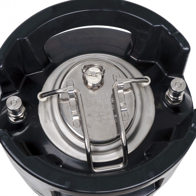 Кег Корнелиус "KegLand" с фитингом Ball Lock 9,5 л. Кег Корнелиус "KegLand" с фитингом Ball Lock 9,5 л.