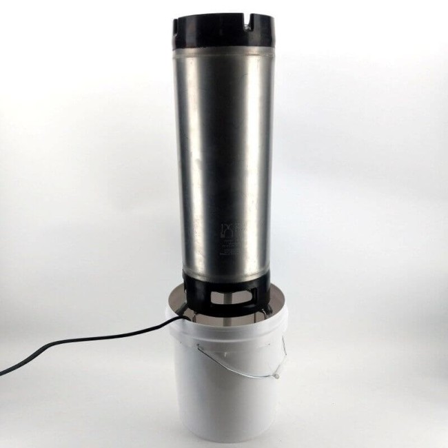 Устройство для мойки кегов и ферментеров «Bucket Blaster» Устройство для мойки кегов и ферментеров «Bucket Blaster»